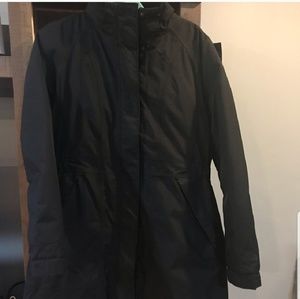 Womens North face long black jacket with fur color